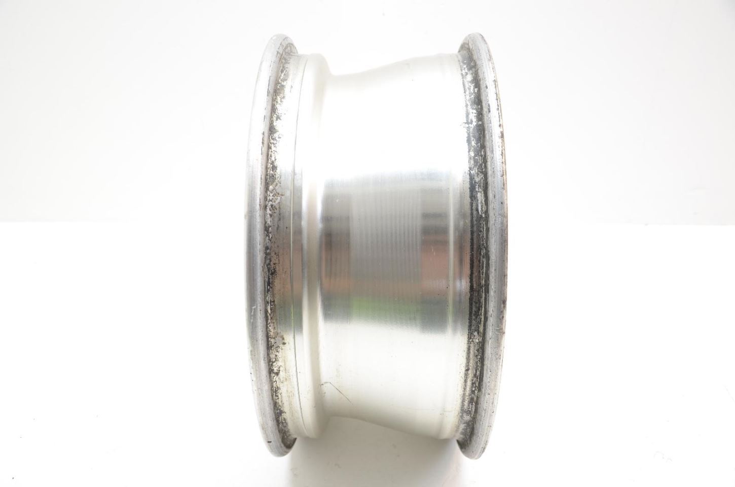 1984-1985 Nissan 300ZX Z31 2+0 15x6-1/2 Inch Aluminum 4 Stud