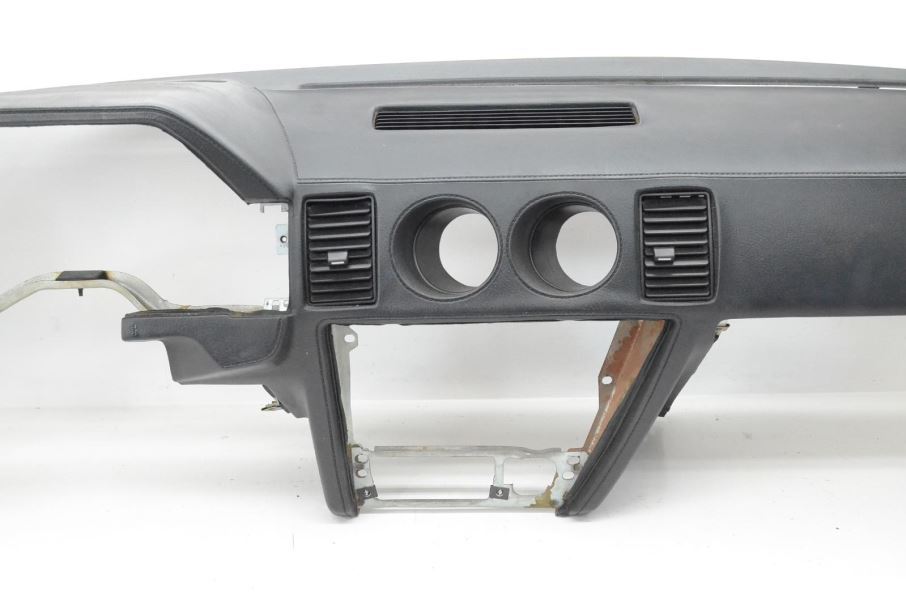 ウォッシュボード 1984-1986 Nissan 300ZX Z31 2+0 Black Dash Panel Assembly