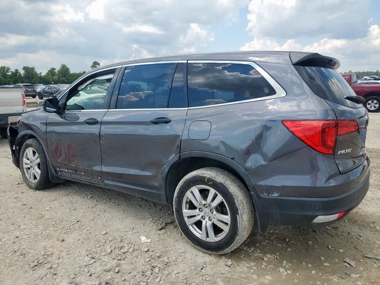 PILOT 2016 Engine Wire Harness 7635057 - Image 3