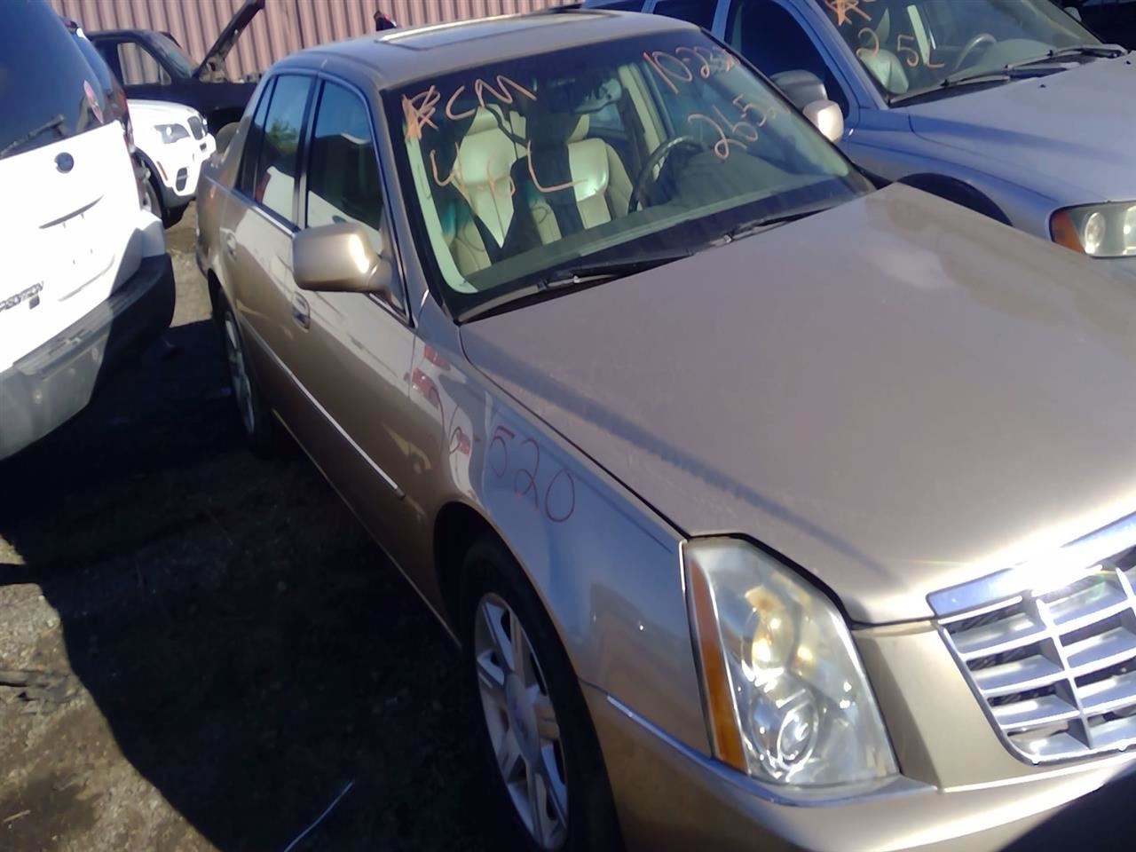 2006 CADILLAC Dts