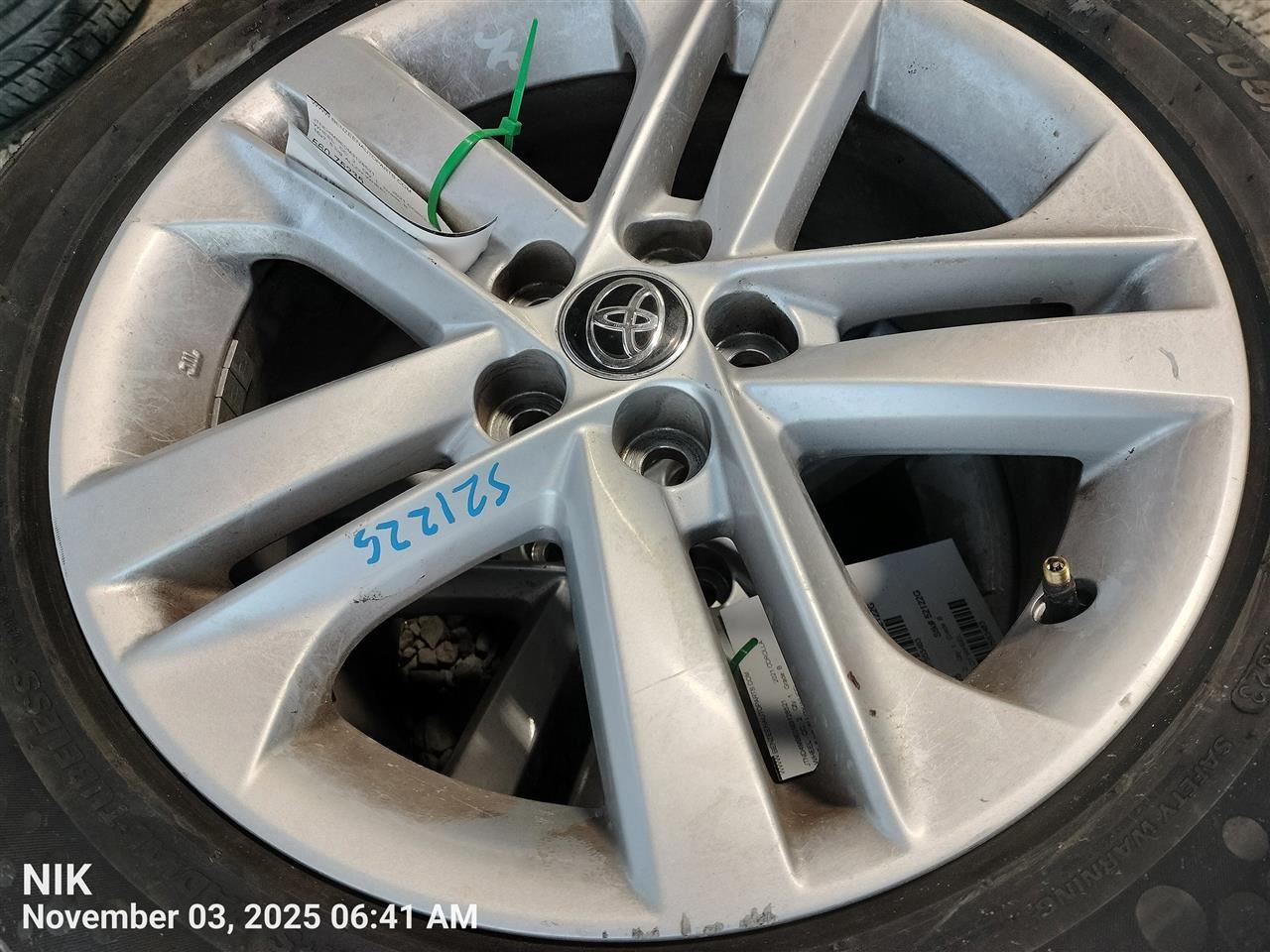 WHEEL/RIM ONLY OEM 19-22 TOYOTA COROLLA 4261112E00 - Image 1