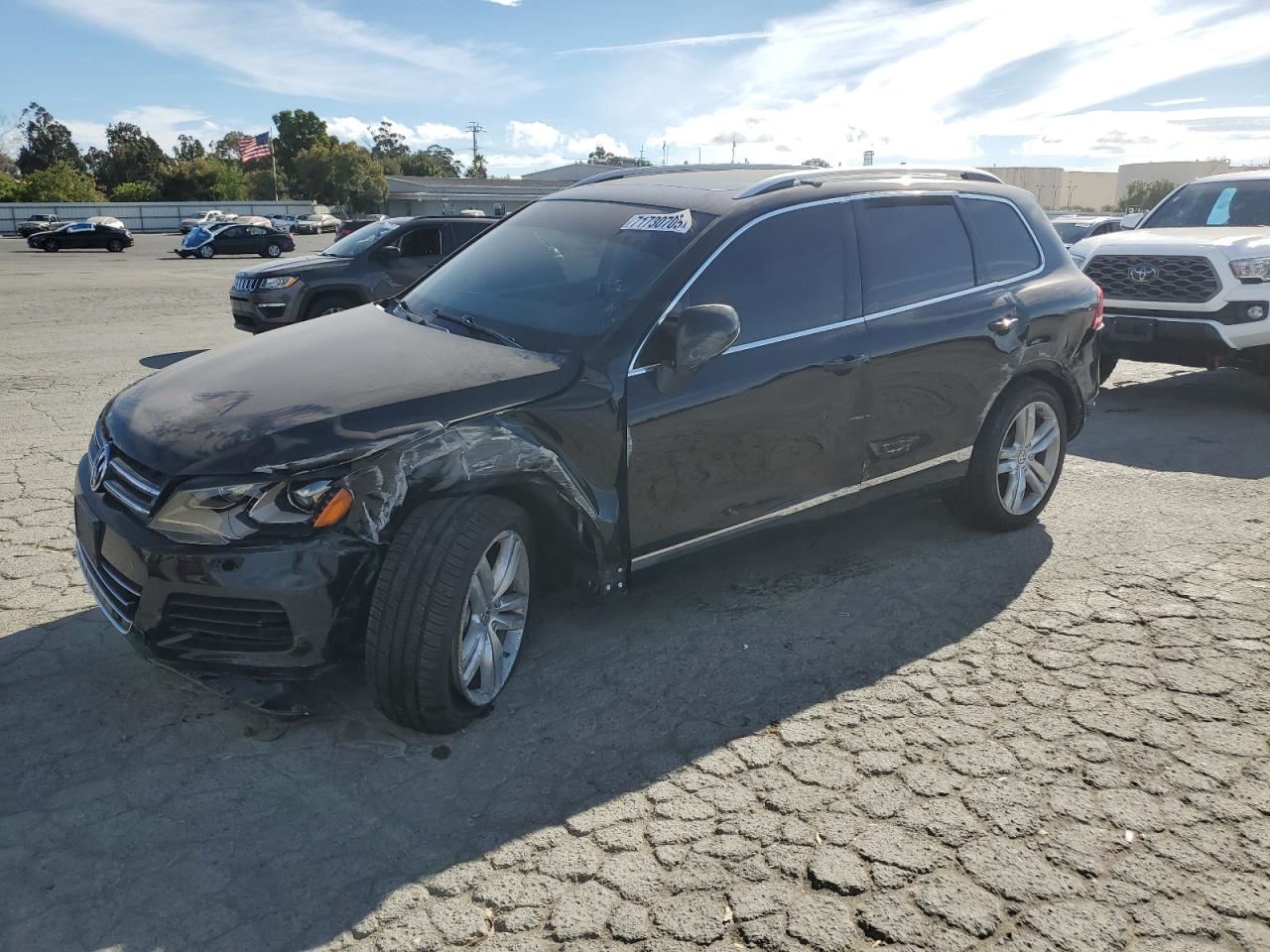 Passenger Front Spindle/Knuckle Fits 11-17 TOUAREG 7744690 - Image 2