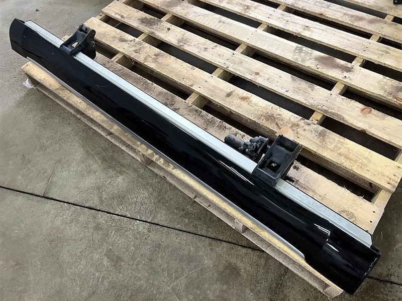 2025超人気 Passenger Right Power Running Board 7JA44TZZAA For 22-23 メンズウェア