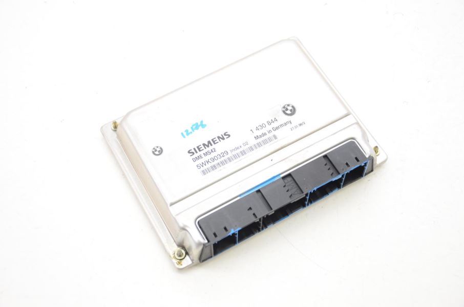 ℳ 1999-2000 BMW Z3 Roadster Engine Control Module ECU 5WK90329