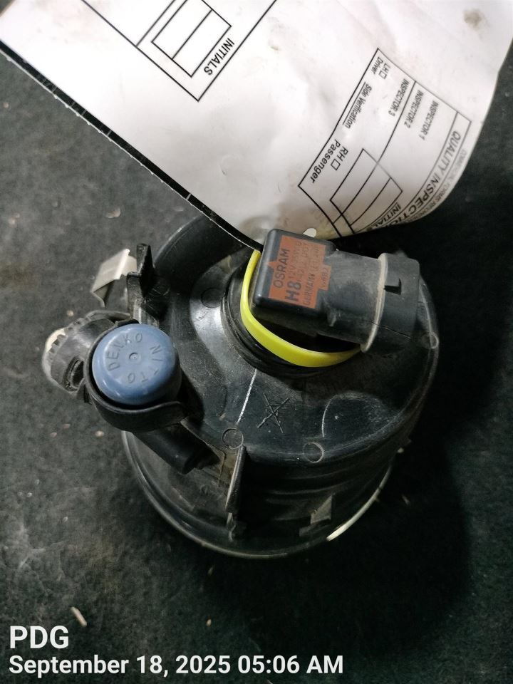 Passenger Corner/Park Light Fog-driving Halogen Fits 11-17 BMW X3 5976535 - Image 4