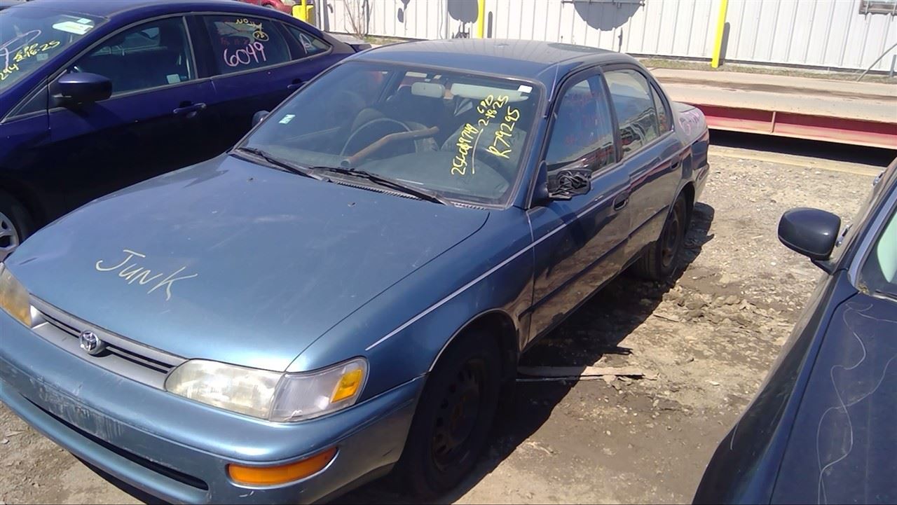 1995 TOYOTA Corolla