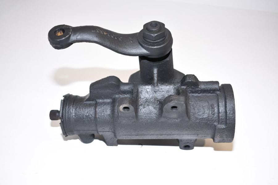 19972002 JEEP WRANGLER TJ LHD POWER STEERING GEAR BOX WITH PITMAN ARM