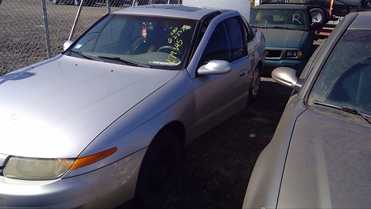 2002 SATURN LS1