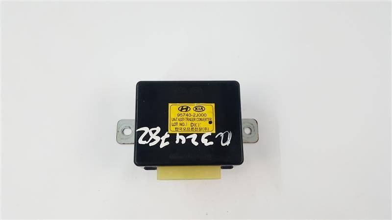 Towing Control Module OEM 08 09 10 11 12 Kia Borrego P/N: 95740-2j000