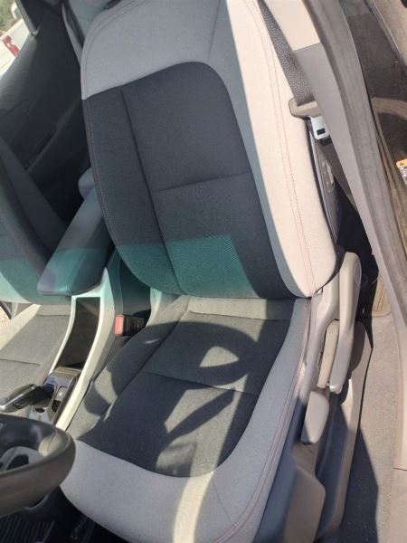 Benzeen   Chevrolet Bolt Driver Left Front Seat W/O Headrest 13514022 OEM.   - Image 1