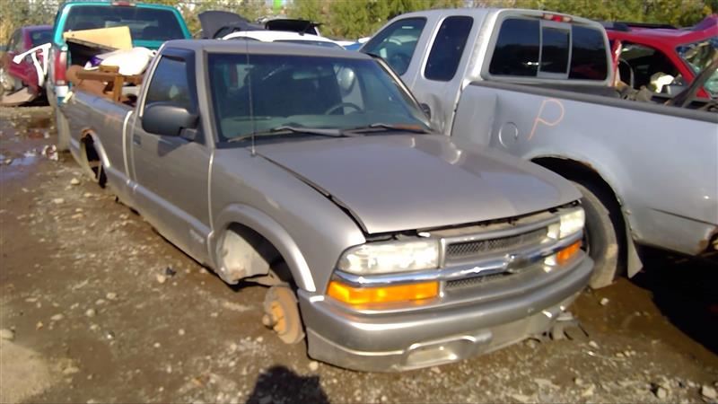 2001 CHEVROLET S-10 Pickup