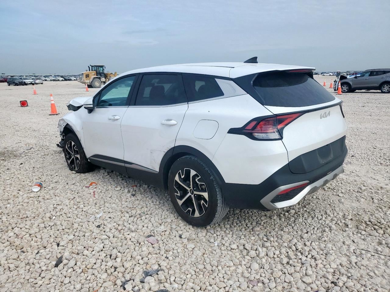 SPORTAGE 2023 Engine Wire Harness 6855198 - Image 4