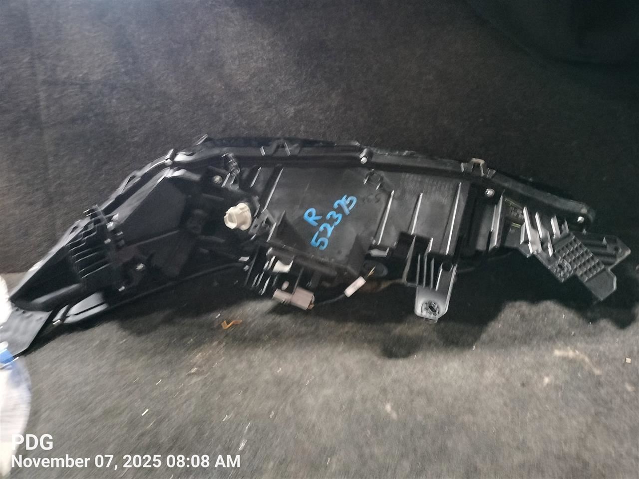 Passenger Corner/Park Light Park Lamp-turn Signal Fits 21-25 ROGUE 7780484 - Image 4