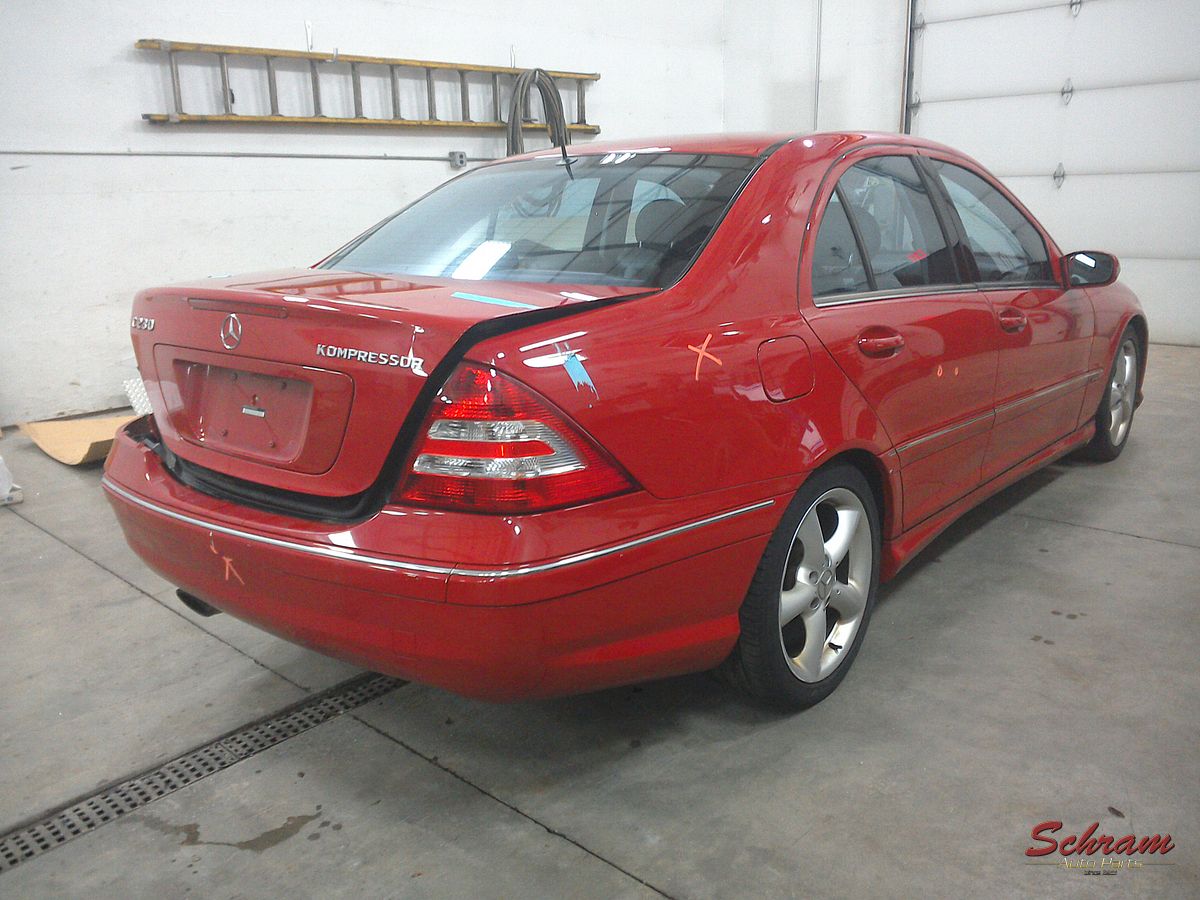 Engine ECM 203 Type C230 ID 2711539379 Fits 02-05 MERCEDES C