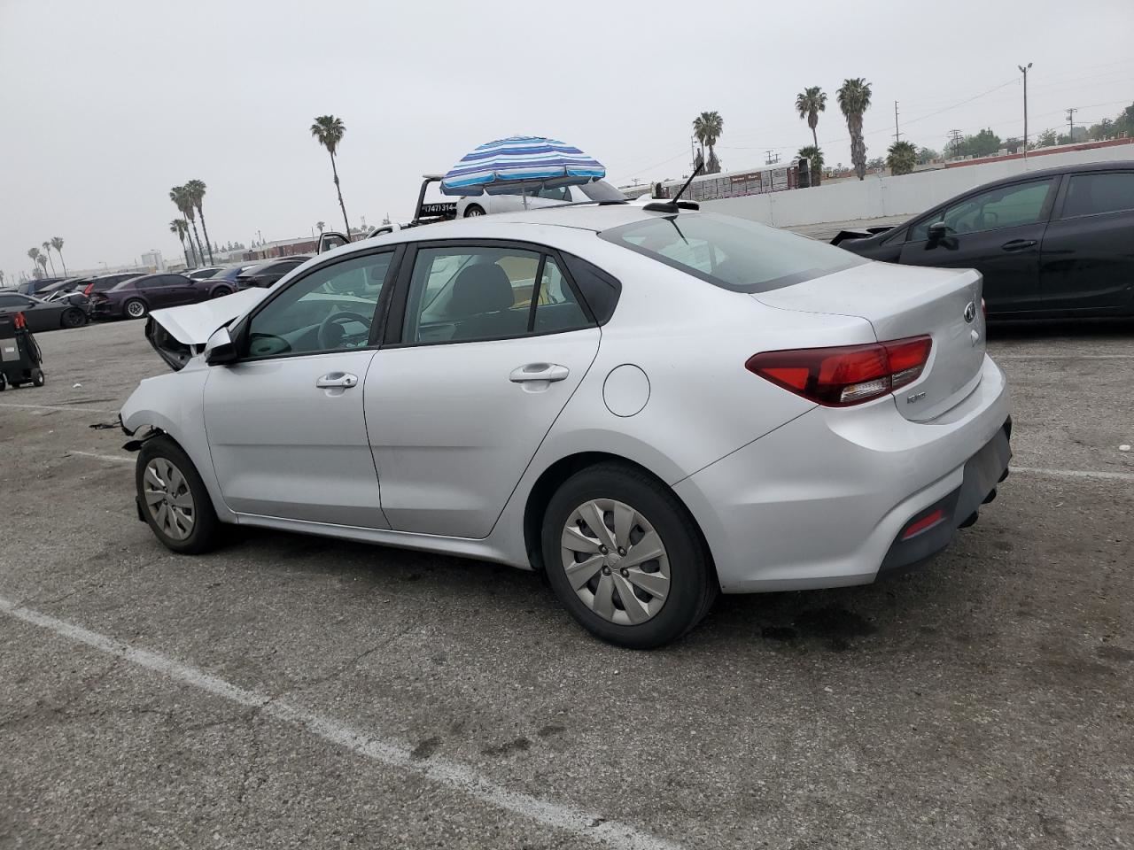 LEFT BLK REAR HEADREST OEM 2018 KIA RIO - Image 3