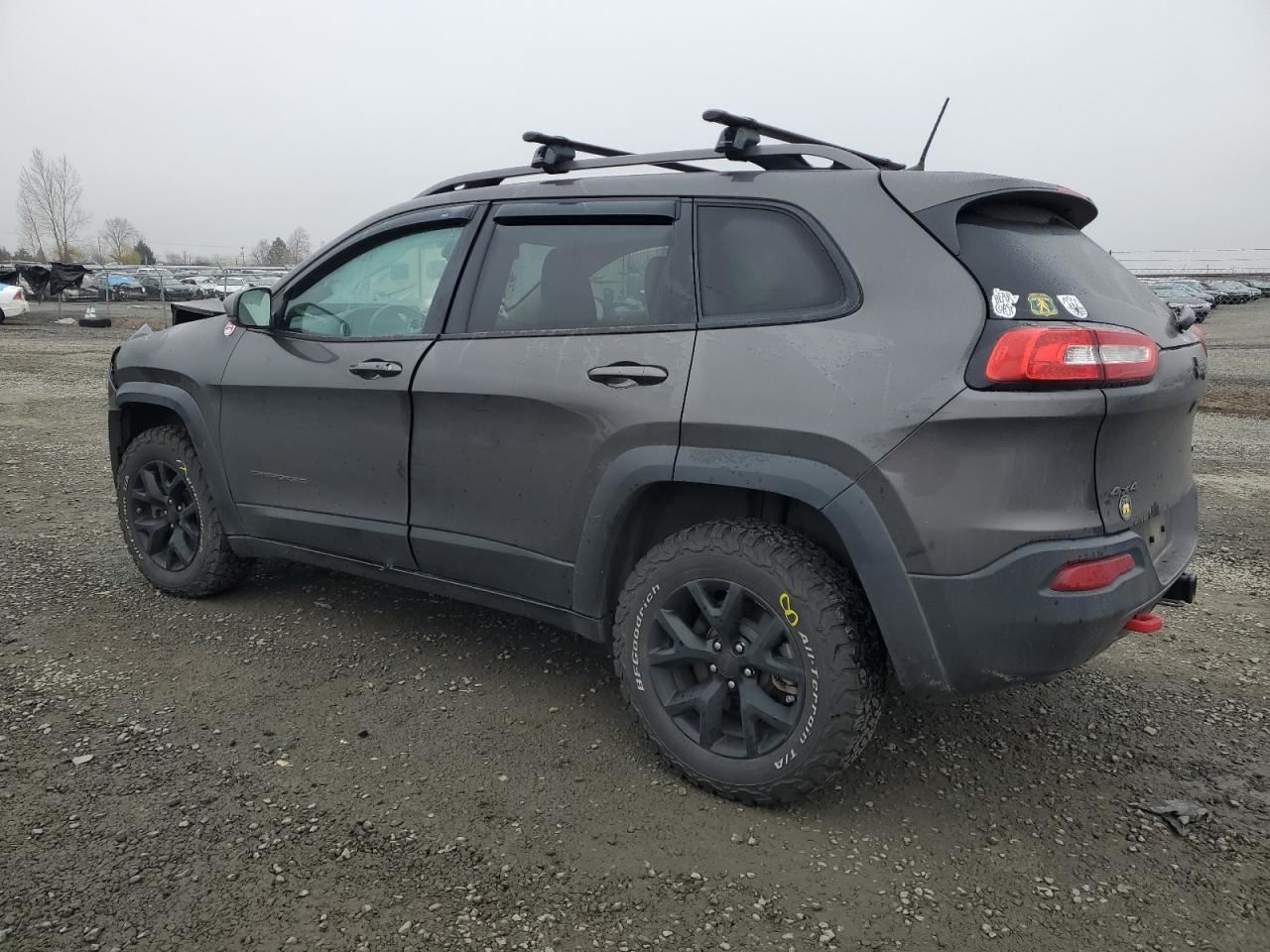 RIGHT BLK FRONT HEADREST OEM 2017 JEEP CHEROKEE - Image 3