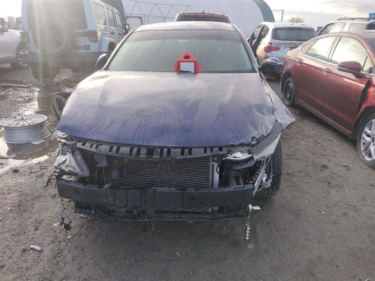 LEFT BLK FRONT HEADREST OEM 2018 KIA OPTIMAKIA - Image 3