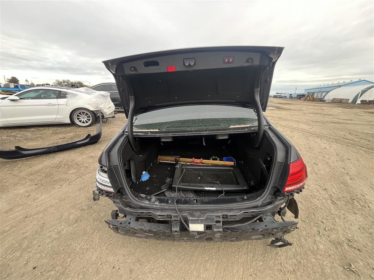 BLK DECKLID TAILGATE OEM 10-16 MERCEDES-BENZ E350 - Image 4