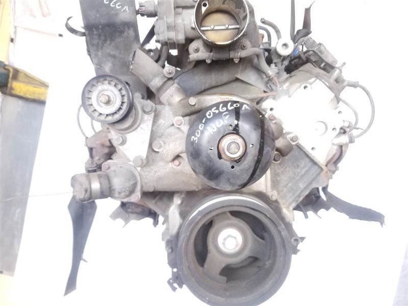 Used 2005 Chevrolet Suburban 2500 Engine Engine Assembly 6.0l (vi