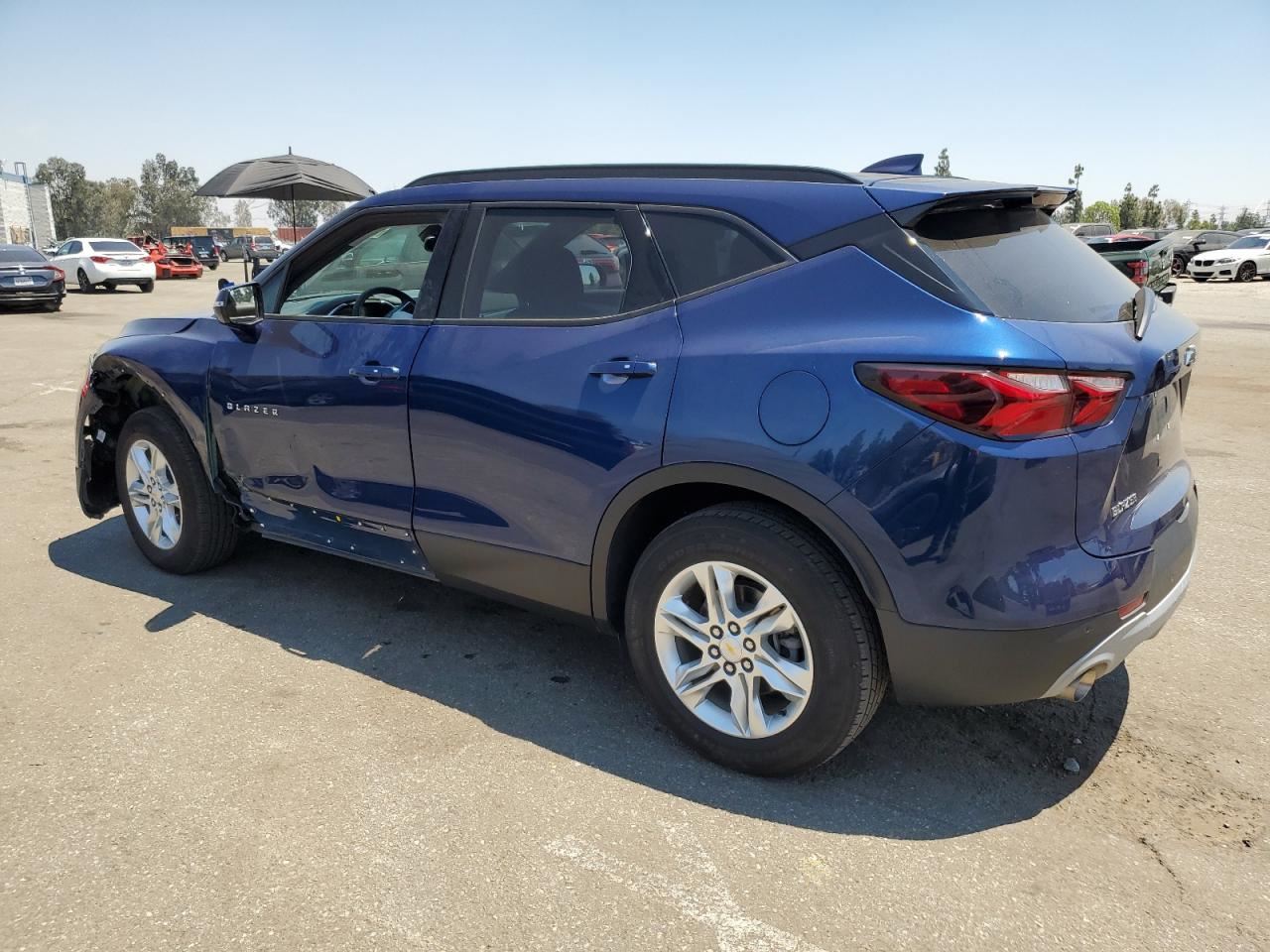 RIGHT FRONT WIPER ARM OEM 2021 CHEVROLET BLAZER 84335406 - Image 2