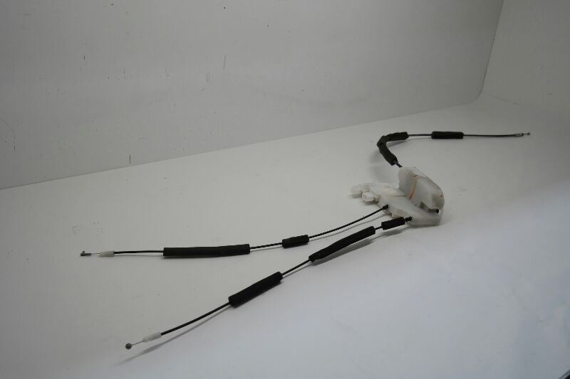 2008-12 Nissan Pathfinder Right Front Driver Door Lock Actuator | eBay