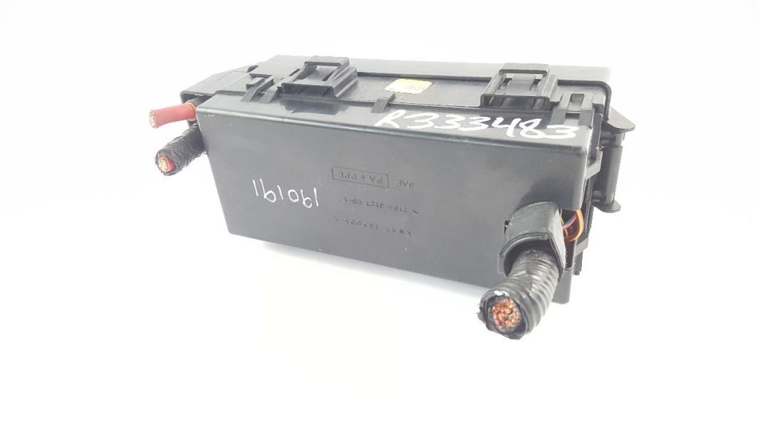 Wiring Diagram PDF: 2002 Ford Thunderbird Fuse Box Location