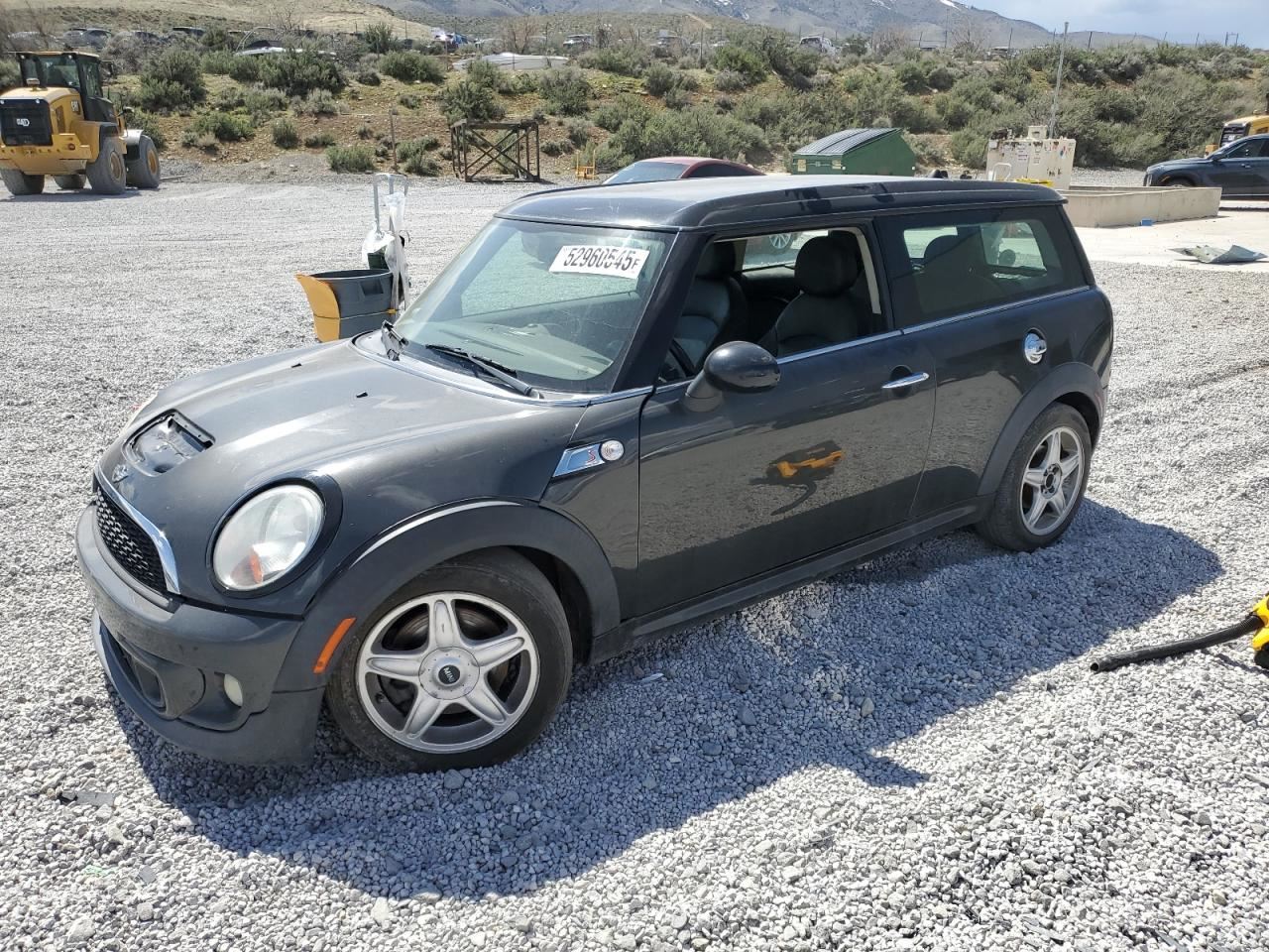 LEFT BLK FRONT HEADREST OEM 2012 MINI CLUBMAN - Image 2