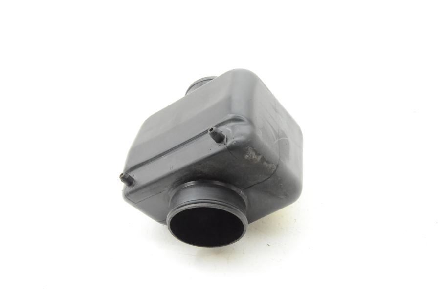 1984-1986-nissan-300zx-turbo-z31-air-intake-filter-resonator-16580