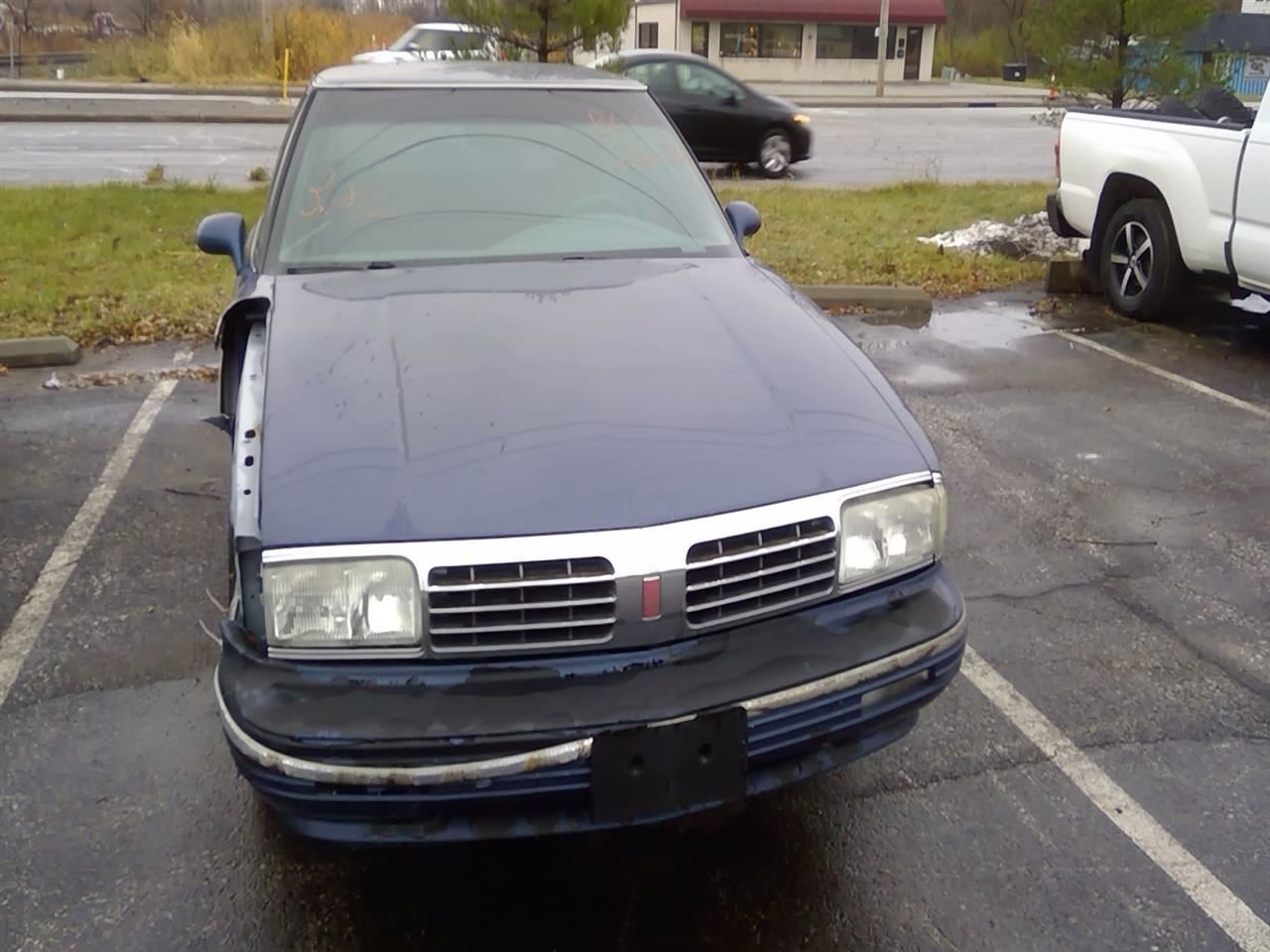 1995 OLDSMOBILE Ninety Eight (98)