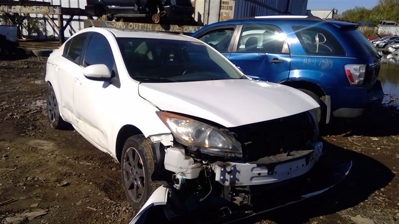 2011 MAZDA Mazda3
