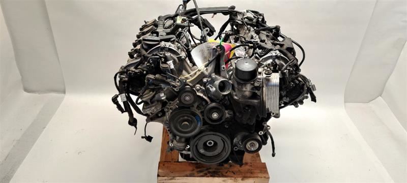 Benzeen   Mercedes Benz CL550 C216 Engine Assembly 2732000201 OEM - Image 1