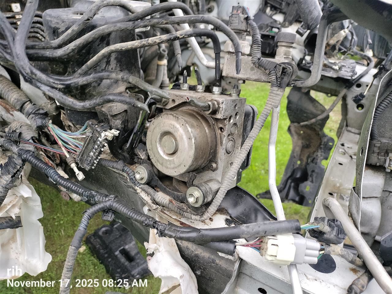 ANTI-LOCK BRAKE PTS OEM 17-19 TOYOTA COROLLA 1YR WRNTY - Image 4