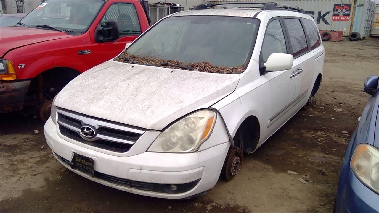 2007 HYUNDAI Entourage