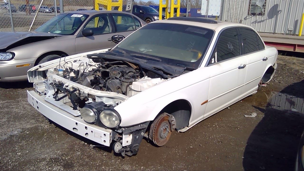 2004 JAGUAR Xj