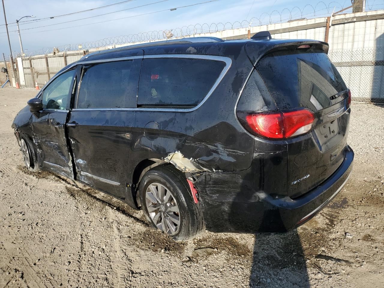 BLK HEADREST OEM 2020 CHRYSLER PACIFICA 5RQ23DX9AB - Image 3