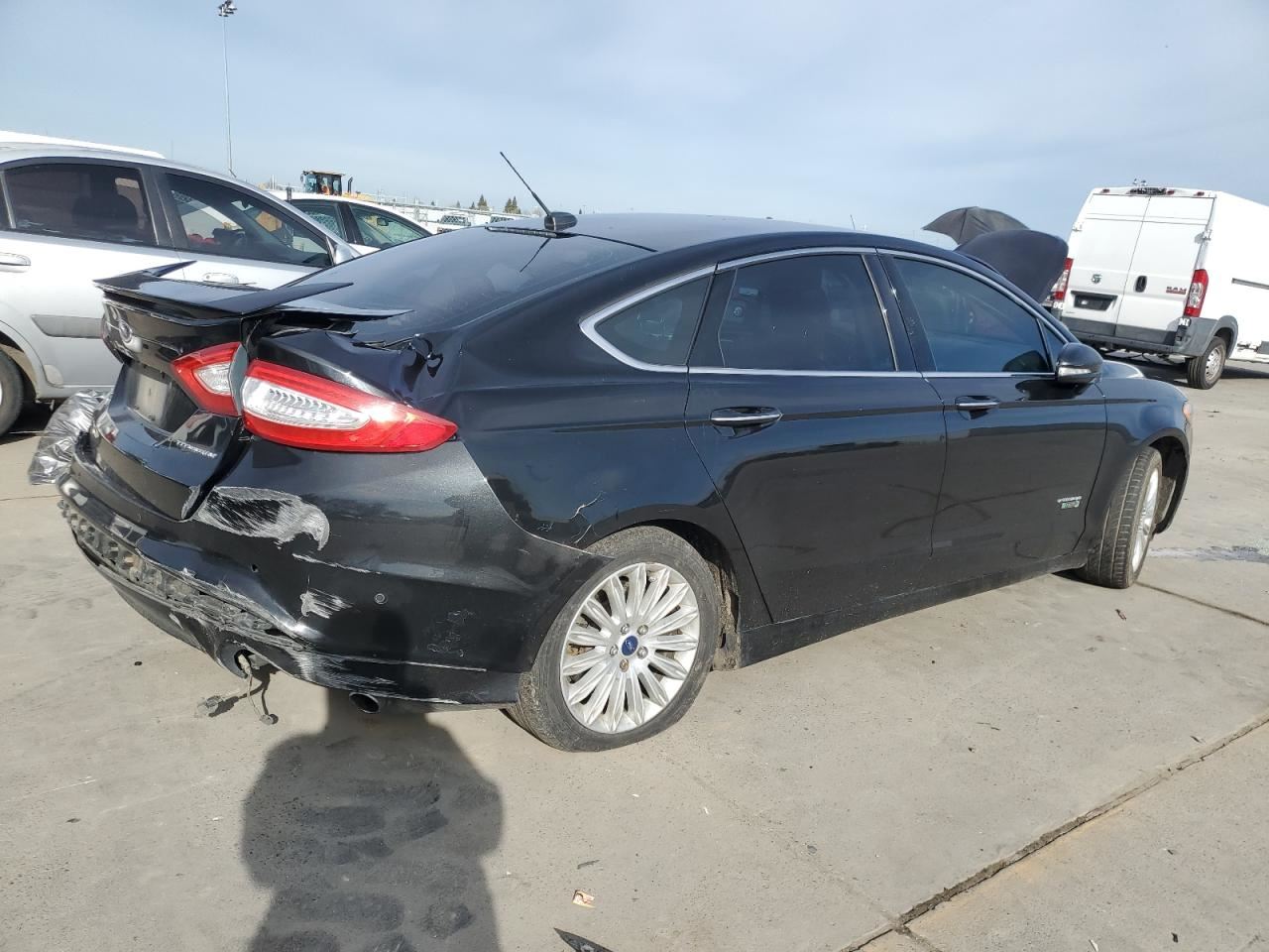 LEFT RED FRONT HEADREST OEM 2014 FORD FUSION - Image 4