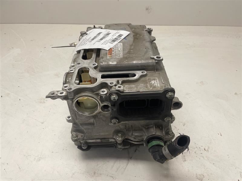 VOLTAGE CONVERTER/CONTROL MODULE G920079035 2015-2017 LEXUS CT200H - Image 2