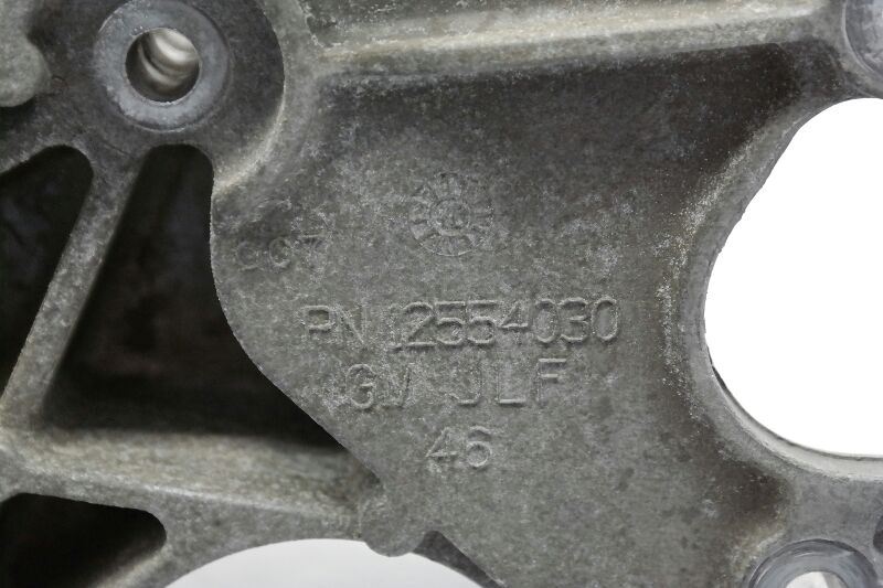 2007-2014 CADILLAC ESCALADE ALTERNATOR BRACKET | eBay