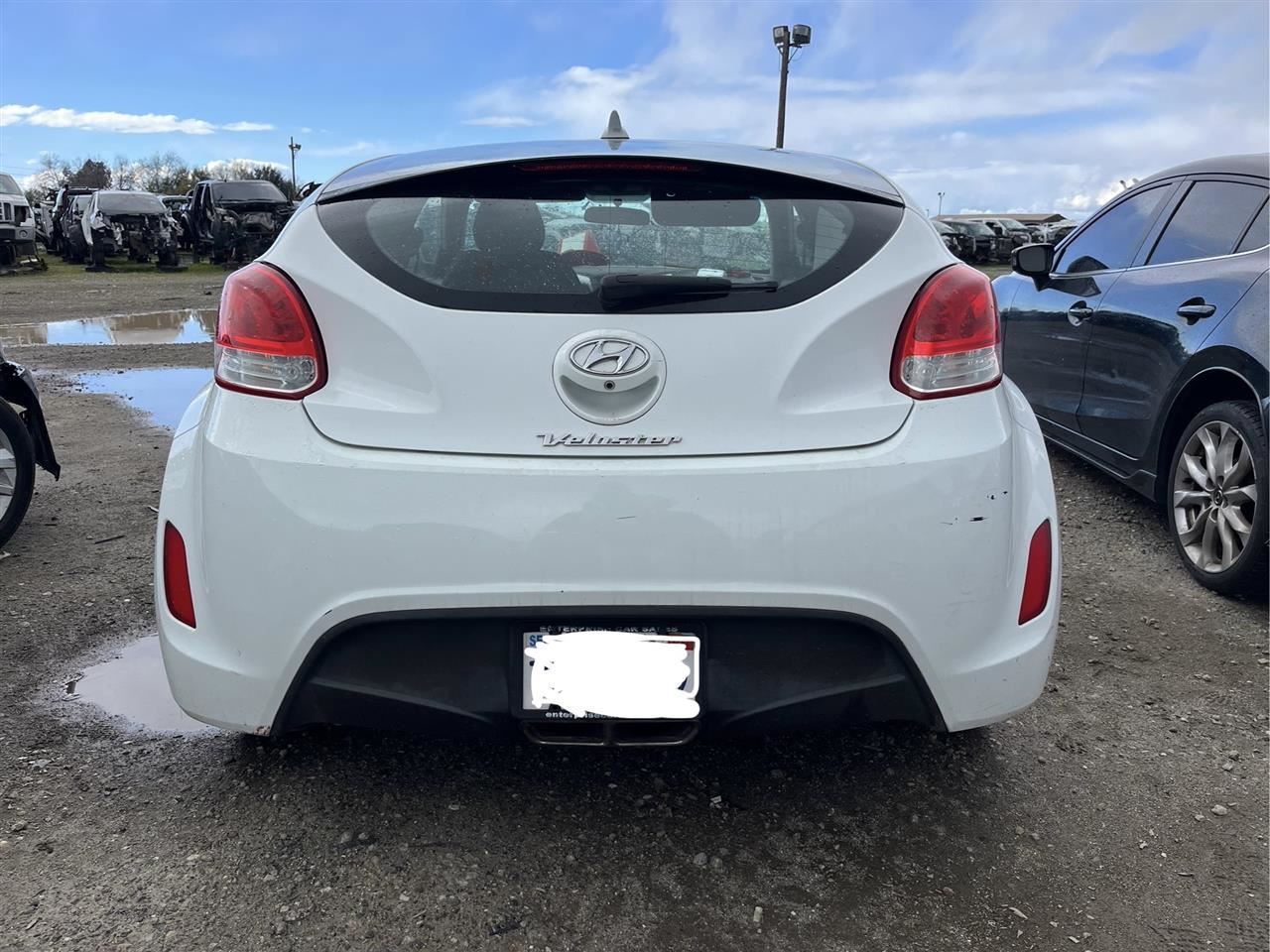 LEFT FRONT WIPER ARM 2015 HYUNDAI VELOSTER - Image 4