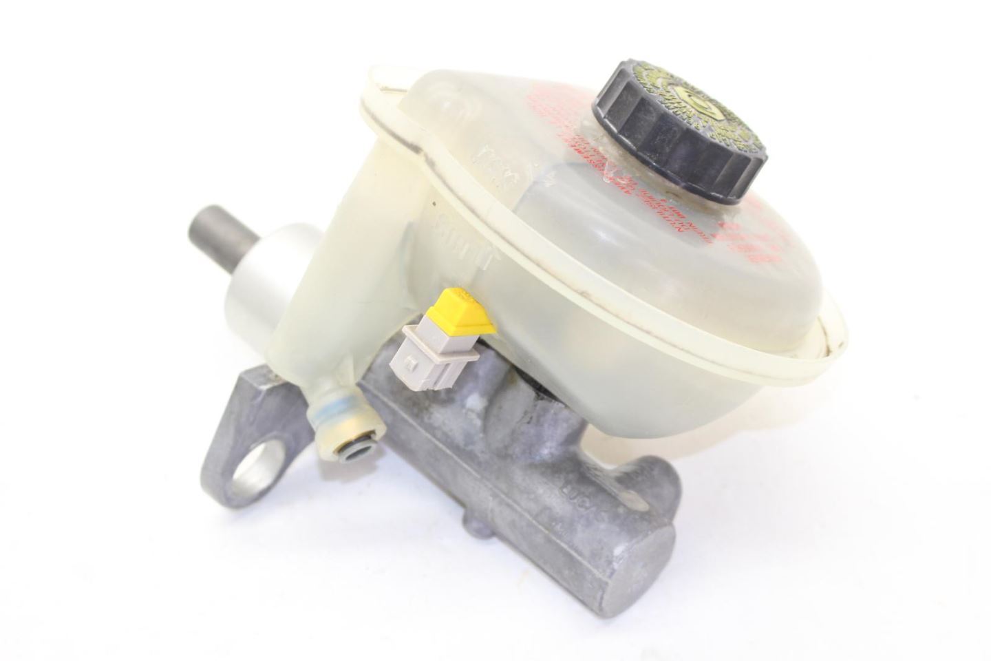 1987-1989 Nissan 300ZX Z31 2+2 Brake Master Cylinder without