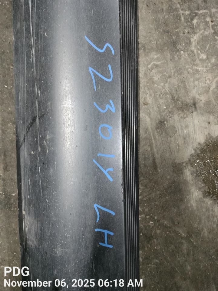 LEFT GRY ROCKER PANEL MOULDING OEM 2017 CHRYSLER PACIFICA 5RP21TZZAD - Image 2