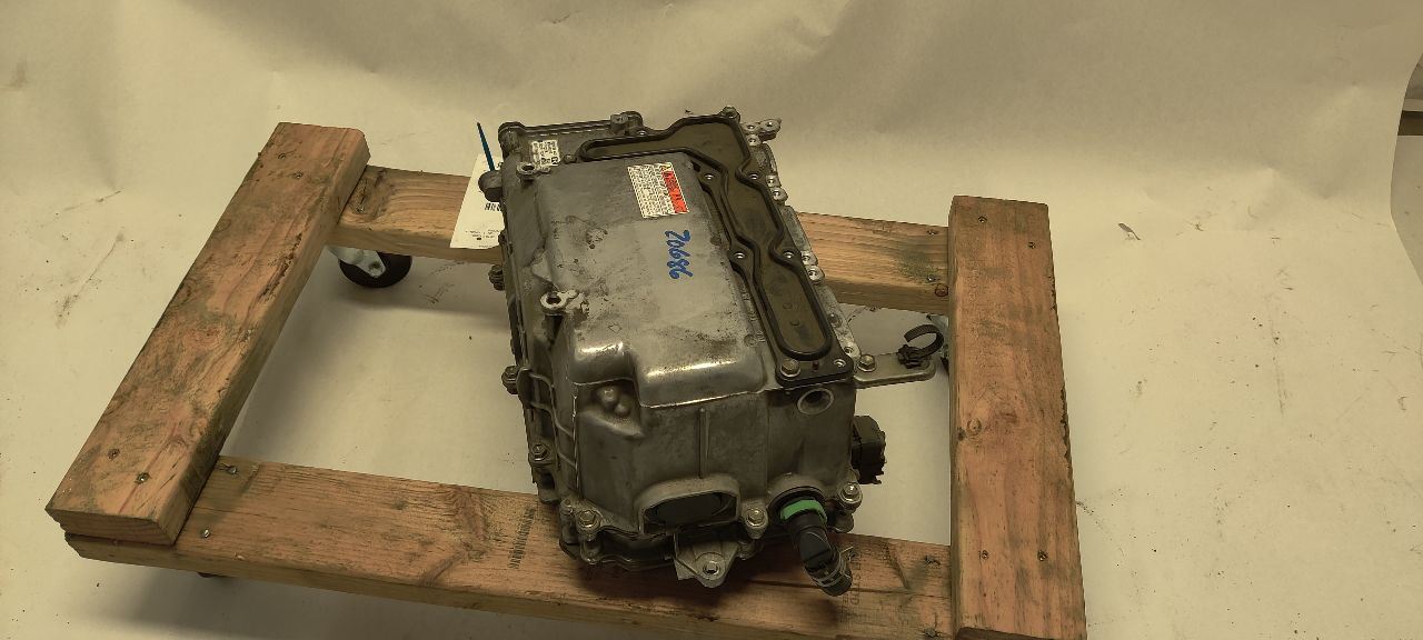 VOLTAGE CONVERTER/CONTROL MODULE G9200-76040 2015-2017 LEXUS CT200H - Image 3