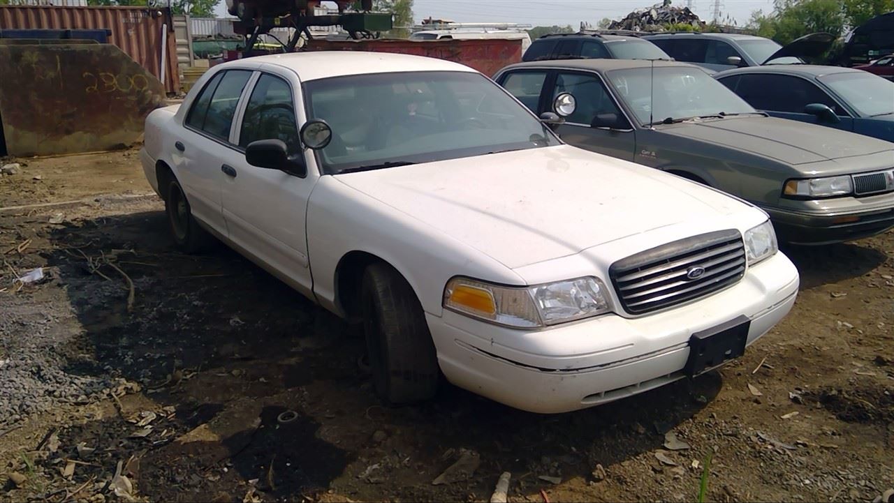 1999 FORD Crown Victoria