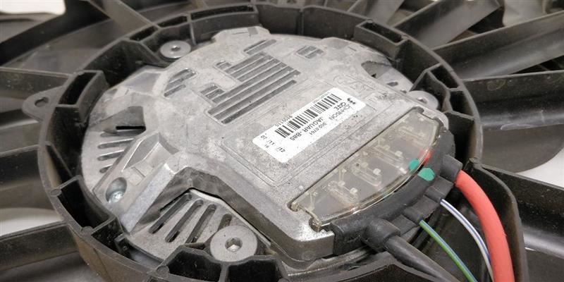 Radiator   Fan Motor Assembly 5.0L C2D24144 Fits 10 11 12 13 14 15 Jaguar XF OEM - Image 3