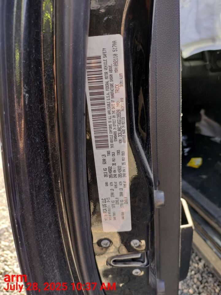 LEFT BLK FRONT HEADREST OEM 2016 DODGE RAM1500 - Image 3