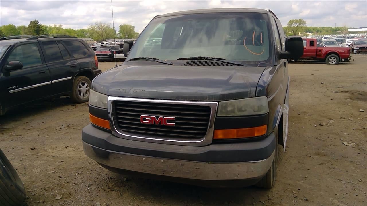 2003 GMC Savana