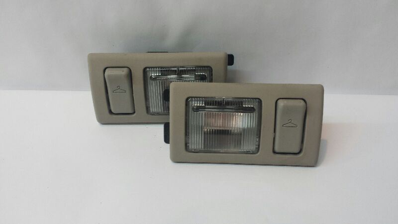 PAIR OF DOME LIGHT 2005 Chrysler Pacifica P/n: 1142447 R260979 | eBay