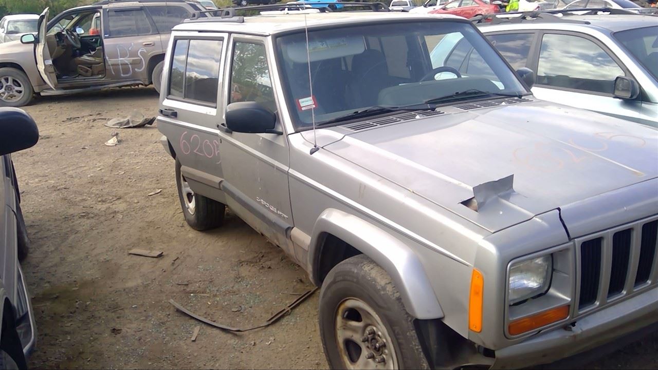 2001 JEEP Cherokee