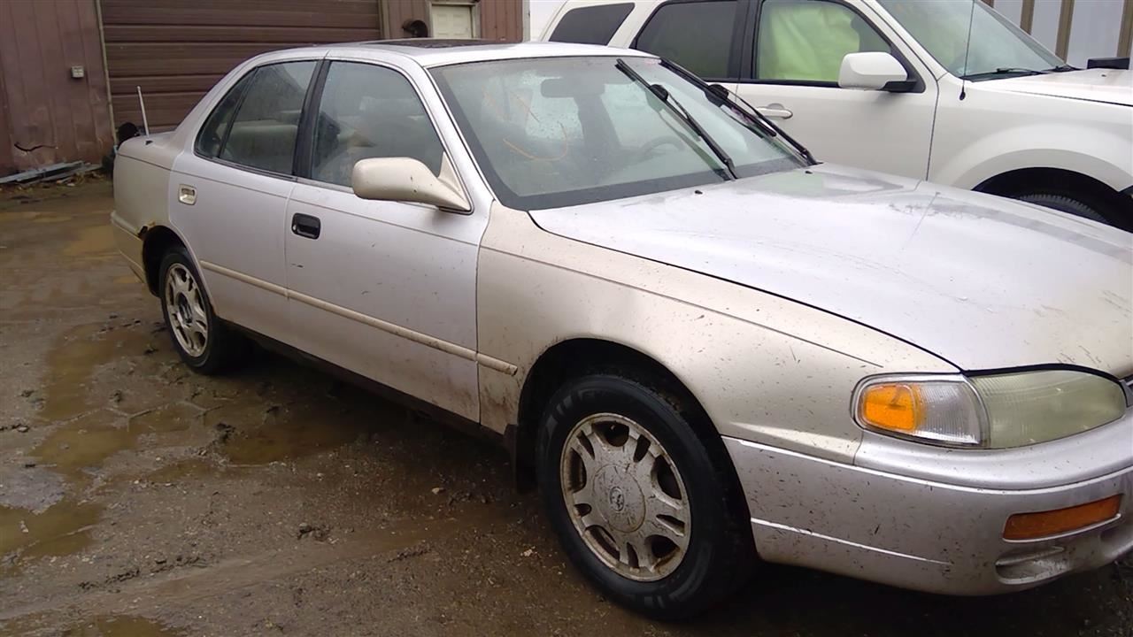 1996 TOYOTA Camry