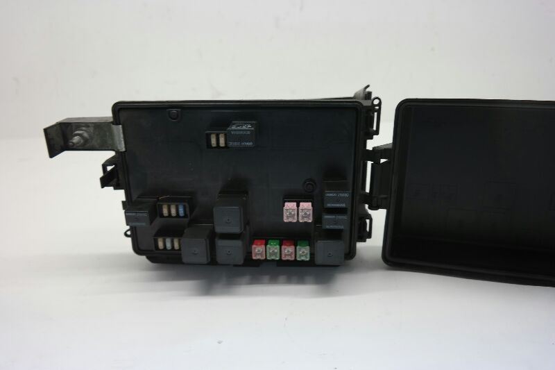 2008 Chrysler 300 Fuse Box Engine Compartment | eBay
